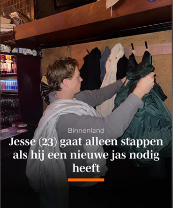 Tim Zijdel in éen van zijn creaties voor De Speld.